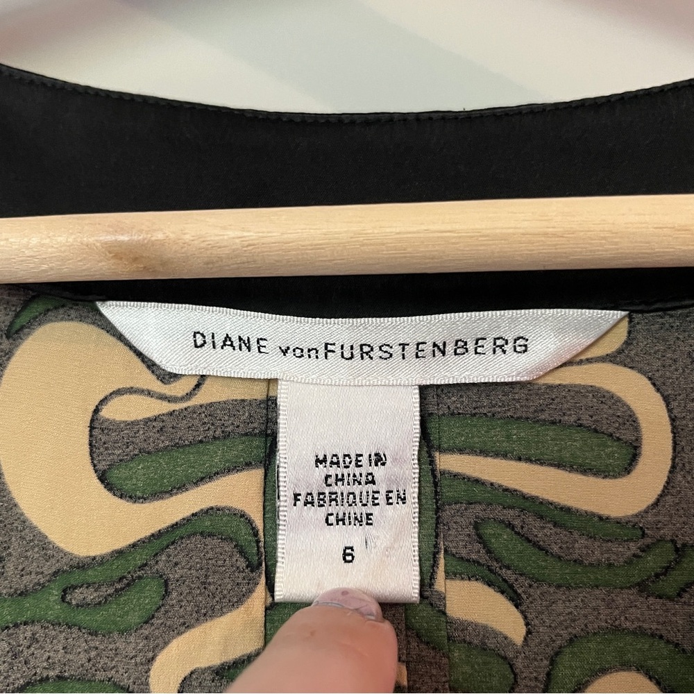 VTG Diane Von Furstenberg Dress Size 6 Steffi Chain Link Silk Empire Green Black - Picture 3 of 12